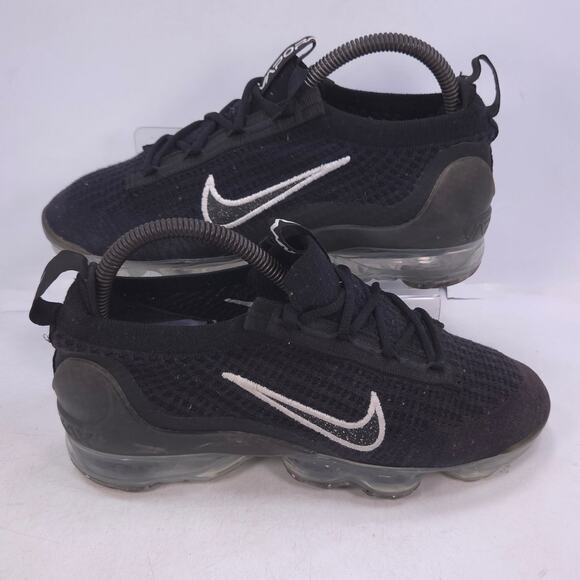 Nike Air Vapormax 2021 Athletic Running Shoe Womens Size 6.5 DC4112-002 Black - Picture 6 of 10